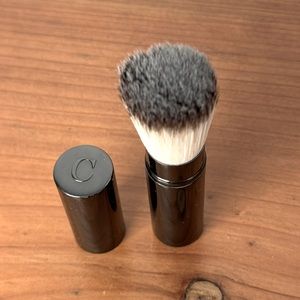 CHANTECAILLE retractable powder brush